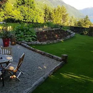 Christine 3*, Talloires France